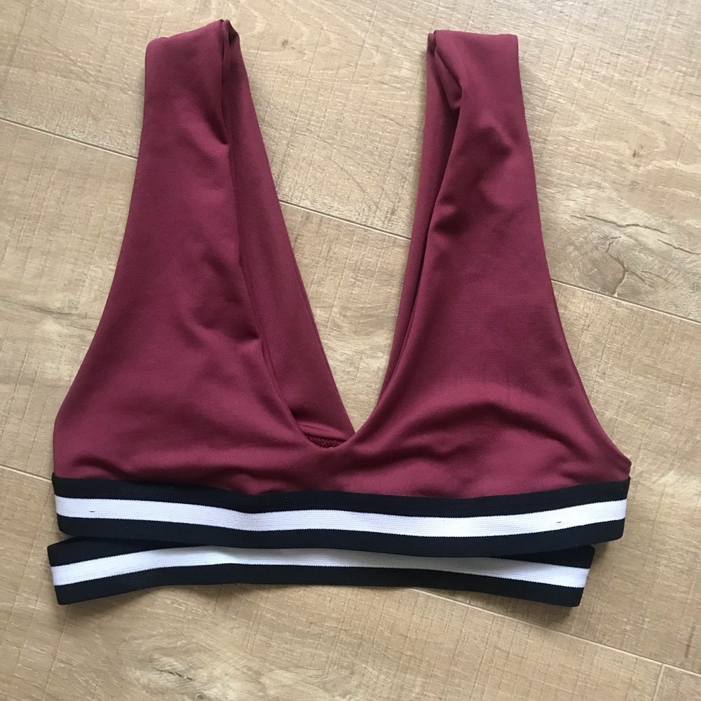 Olympia Activewear Echo Sports Bra in red -  L
